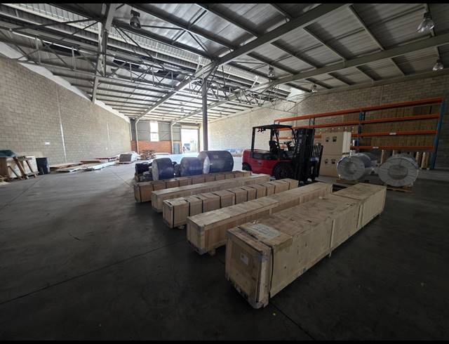 1,065M² WAREHOUSE TO LET IN CITY DEEP